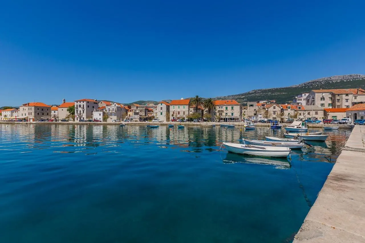 II Tweety Hotel Kastela Croatia
