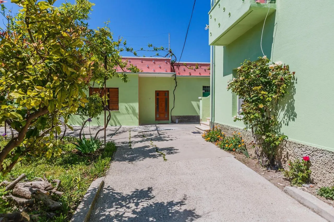 II Tweety Hotel Kastela 0*,  Croatia