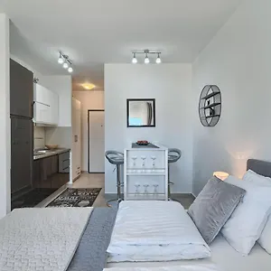 Modern With Sea View 150 Meters To Apartament