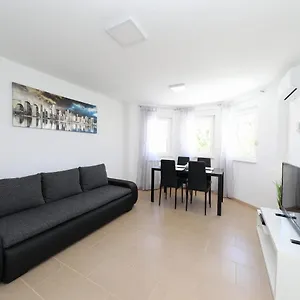 Appartamento Jelena, Kaštela
