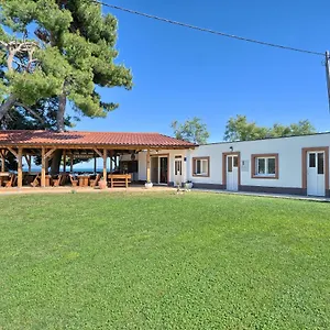 Guest house & Ivanovic, Kastela