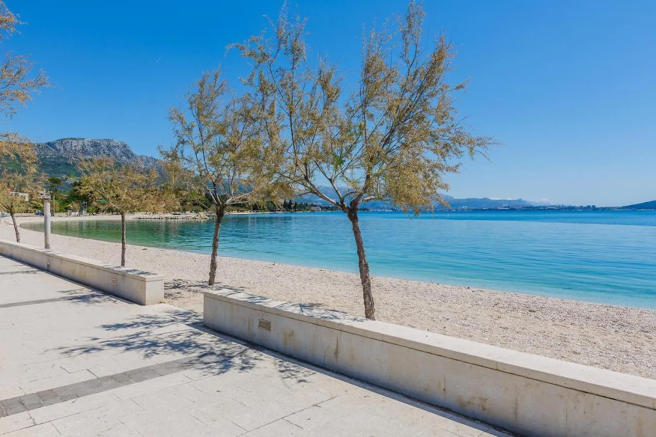 Guest house II Tweety Hotel Kastela